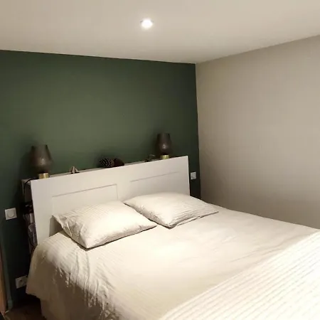 Tres Belle Maison En Bois,dans La Marina, 10pers, Au Bord De Leau Feriehus