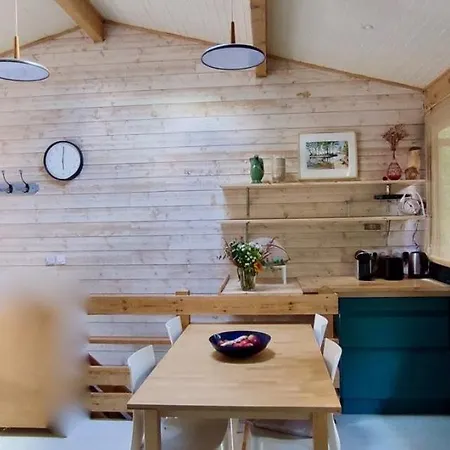 Holiday home Tres Belle Maison En Bois,dans La Marina, 10pers, Au Bord De Leau